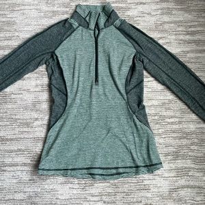 Lululemon mint green striped Half Zip pullover long sleeve shirt size 8